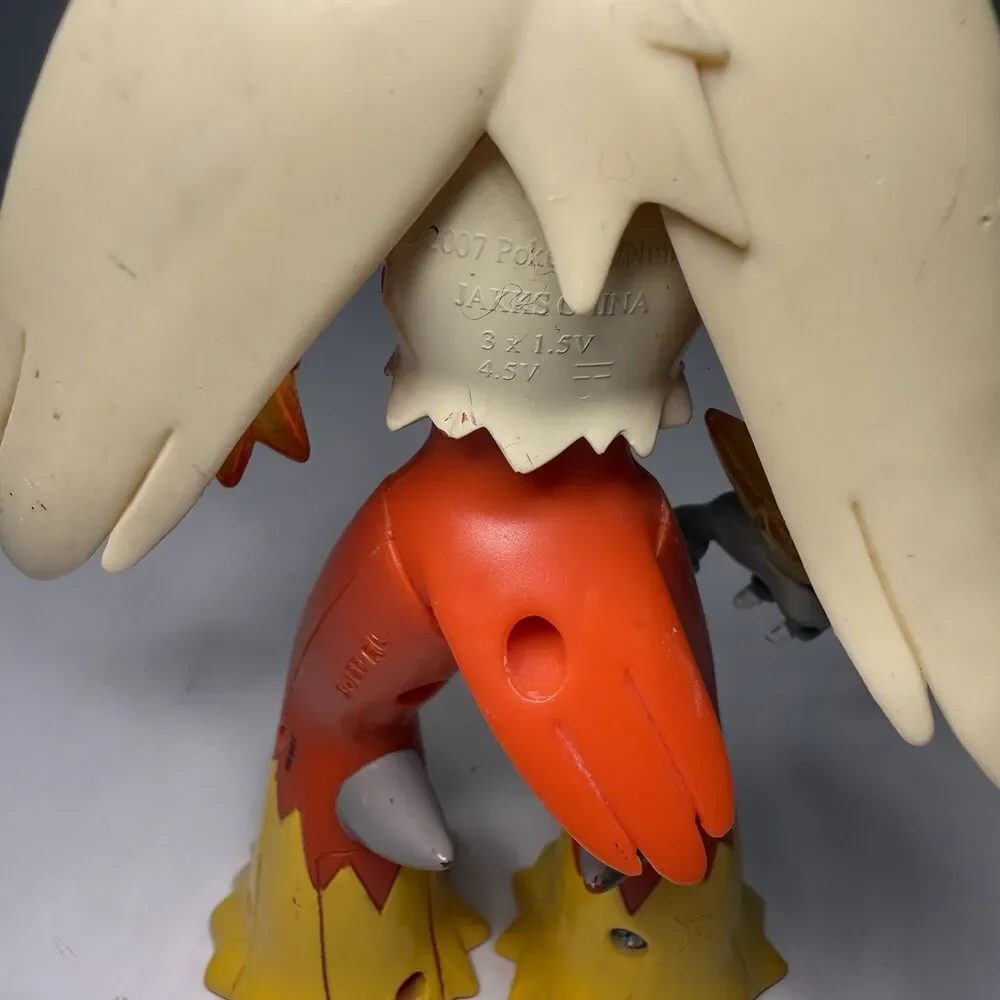 Pokémon Blaziken Deluxe Electronic Talking Figure 2007 Jakks Pacific